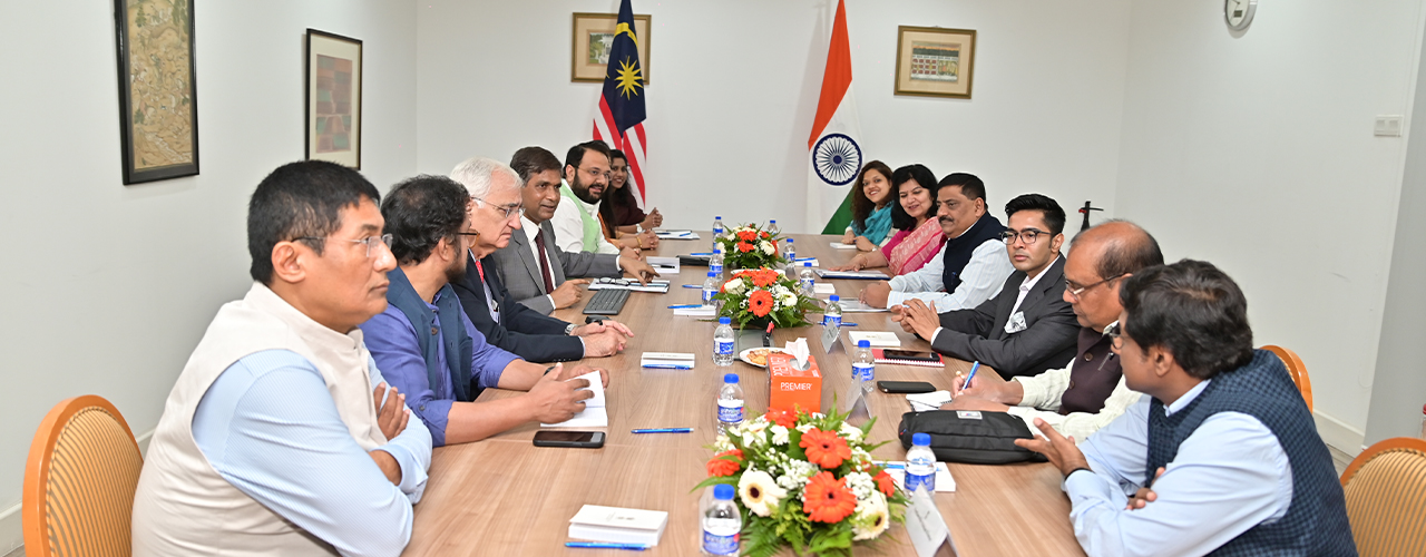 Briefing by High Commissioner Mr. B N Reddy & Visit to the High Commission
